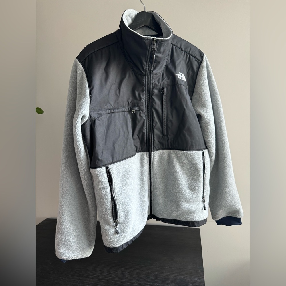 The North Face men’s Denali Fleece Jacket - Grey - Size M